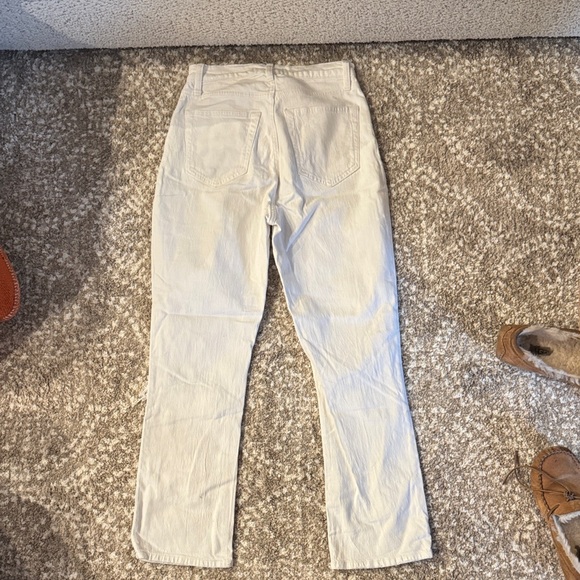 Abercrombie & Fitch Women's Ultra High Rise The Ankle Straight Curve Love Jean - Picture 3 of 3